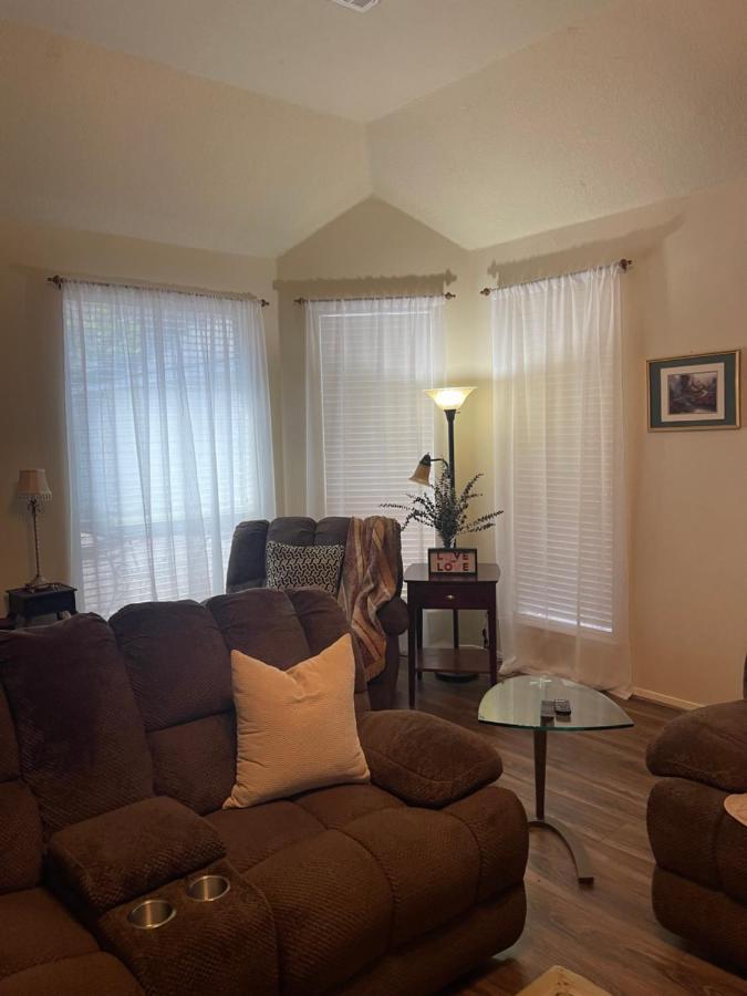 Unwind And Relax 4 Bedroom Stay 험블 외부 사진